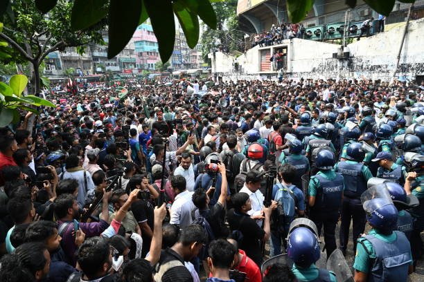Hundreds Of Students March Towards The President House In Dhaka.