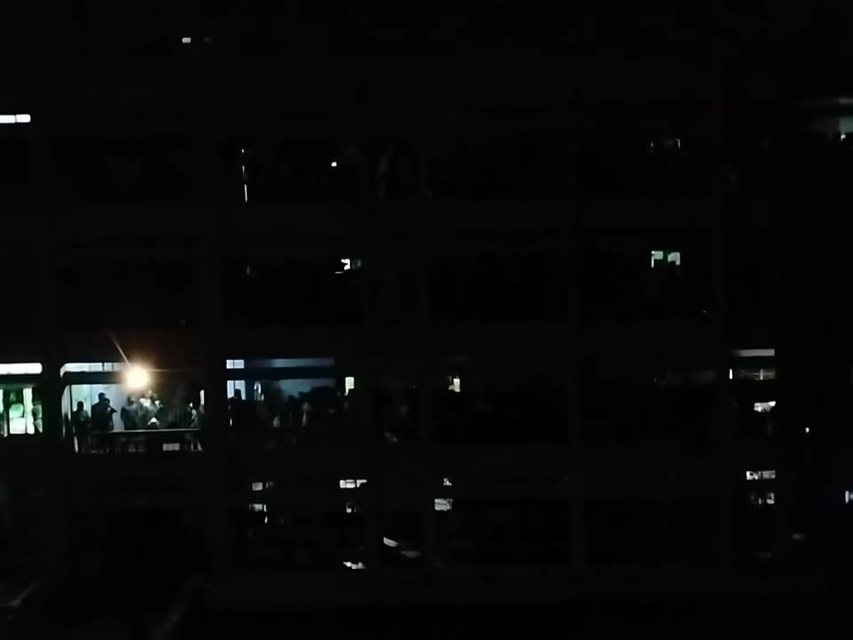 'তুমি কে আমি কে - রাজাকার রাজাকার'