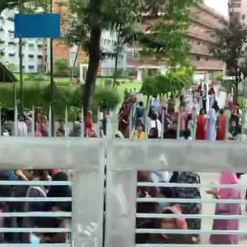 রোকেয়া হলের ছাত্রীদের ওপর মরিচের গুঁড়া নি’ক্ষে’প