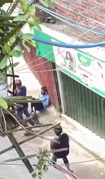 কাপ্তাই পলিটেকনিক্যাল ইন্সটিটিউট।  কাপ্তাই নতুন বাজারে ছাত্রদের উপর হামলা