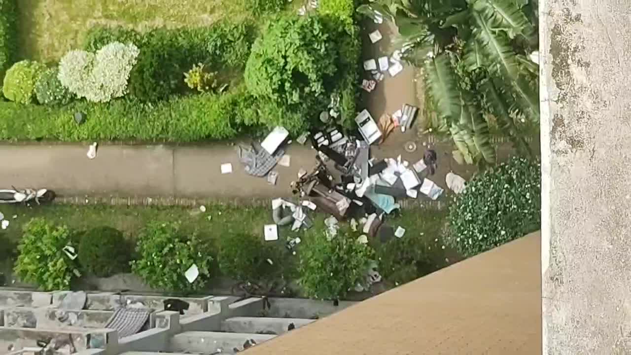 >>>এইমাত্র পাওয়া<<<