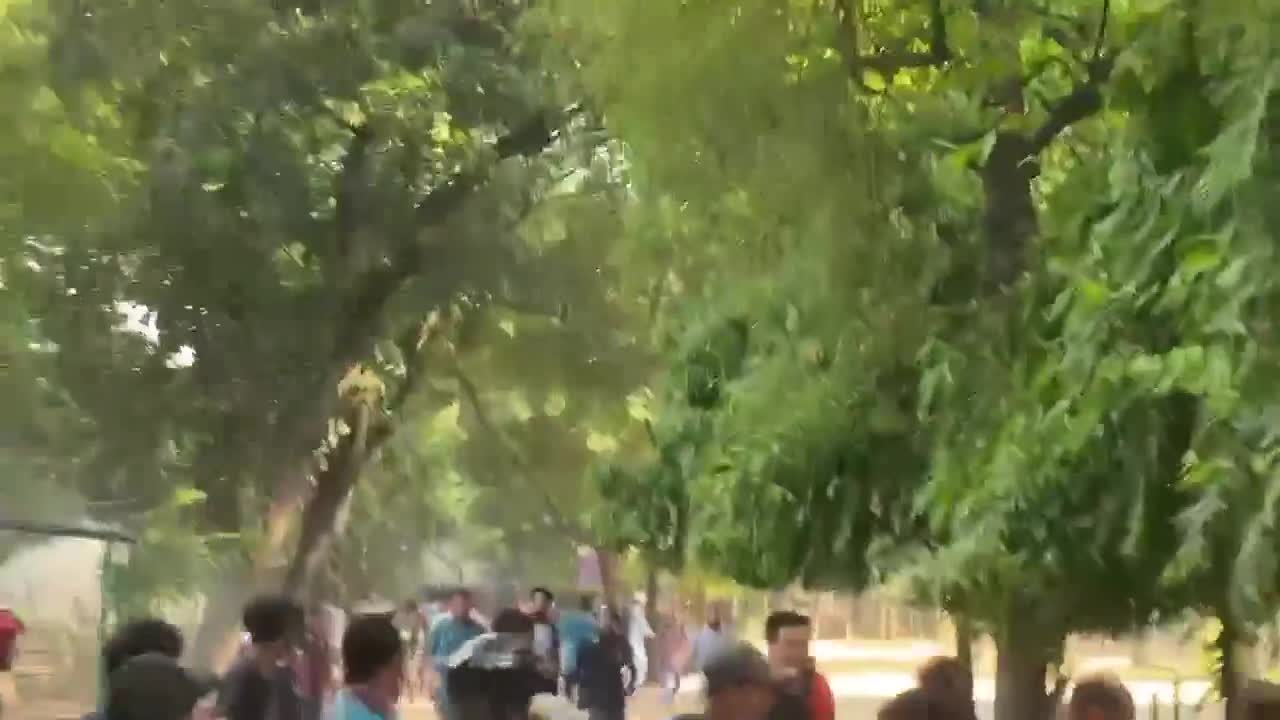 ঢাবিতে আওয়ামী পুলিশলীগের সন্ত্রাসী হামলা।