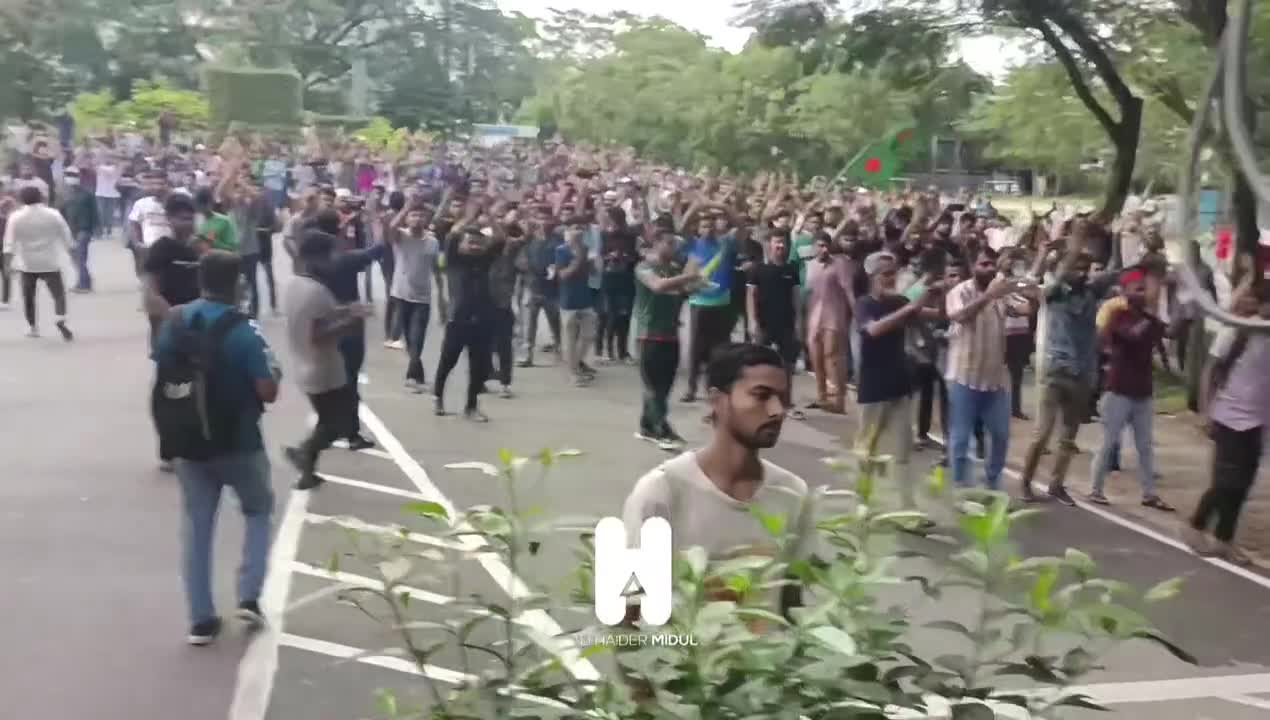 বৈষম্যবিরোধী ছাত্র আন্দোলনের পিছিয়ে নেই শাবিপ্রবির শিক্ষার্থীরা।