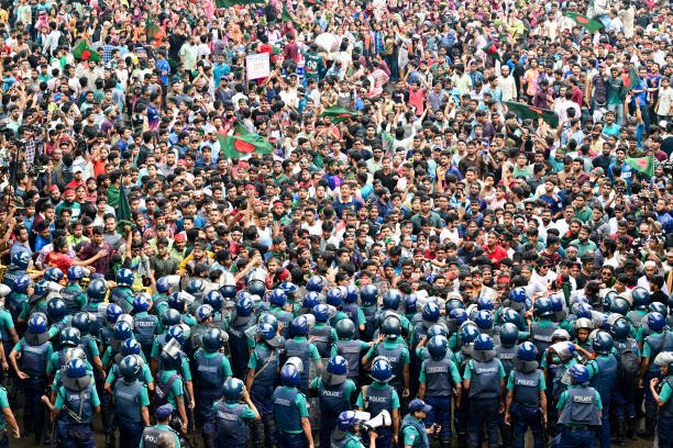 TOPSHOT-BANGLADESH-STUDENTS-PROTEST