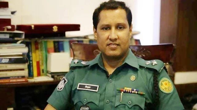 **সরকার এতো সহজ জিনিস নয় যে ধাক্কা দিলেই পড়ে যাবে : ডিএমপির বিপ্লব কুমার**