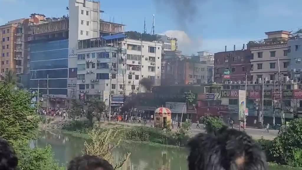 Some footage from a few days back, i cant share them so sending you these