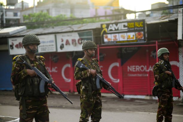 Curfew amidst public job reform protests in Bangladesh