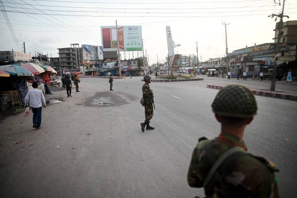 Vehicle movement starts as Bangladesh eases curfew for a limited
