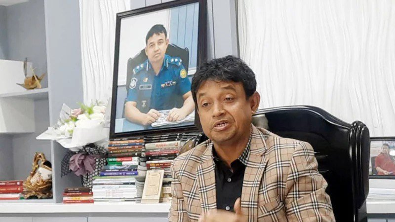 ভাতের হোটেলের স্বত্তাধিকারী ডিবি হারুনের বিশেষ ভিডিও/ছবি আসছে।