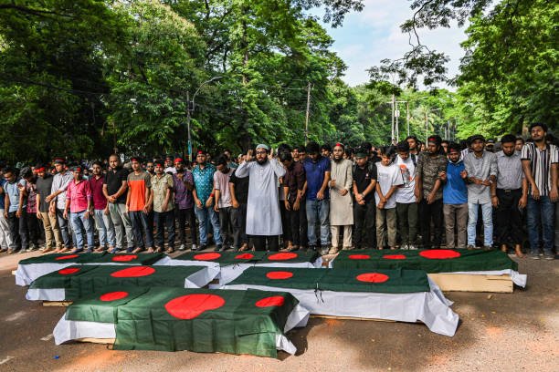 Anti-quota protester students join in funeral prayer with