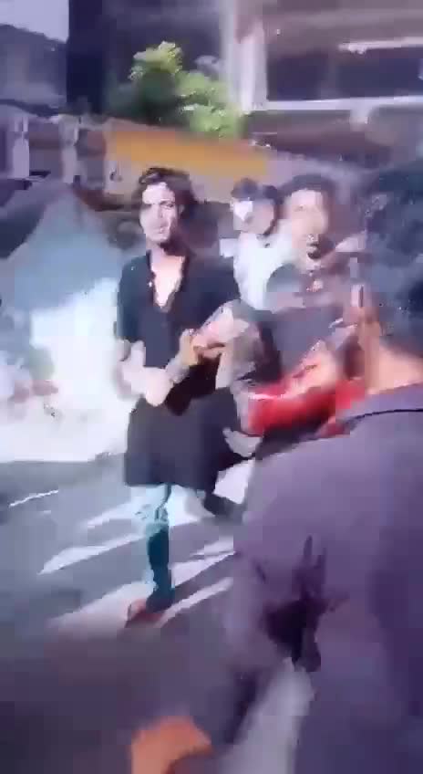 কি নৃশংসতা