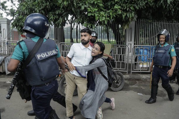 Protest-High-Court-Solidarity-with-Bangladeshi-Students