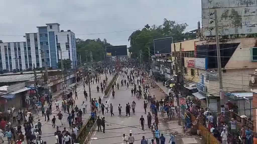 রংপুরের ৩ টা ছাত্রলীগের উইকেট পতন💙