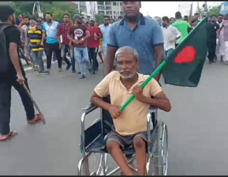 শক্তি রেখে যারা চলে তারা কখনো হারে না,