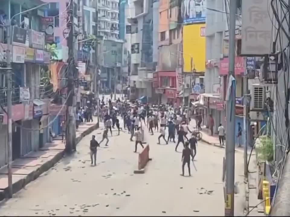 সিলেটে ছাত্র-জনতার উপর জঙ্গি হামলা চালানো আওয়ামী টেররিস্টরা।