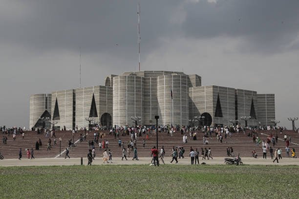 Bangladesh-a-Day-after-PM-fleeing