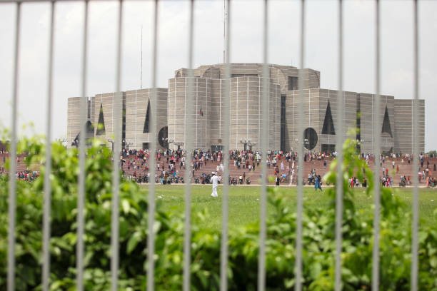 Bangladesh-a-Day-after-PM-fleeing
