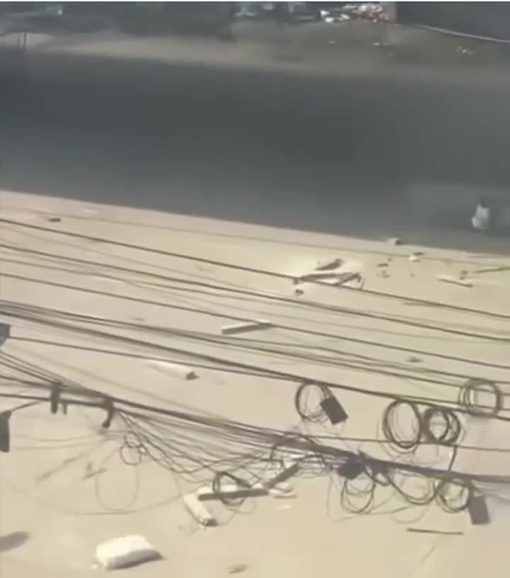 গণহত্যার এক নির্মম দৃশ্য।