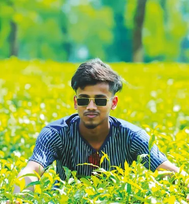 রিফাত হোসেন
